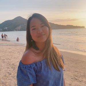 Meet your Posher, Jennyfer